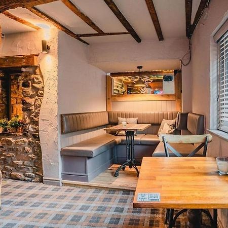 Апартаменти Charming 1-Bed Loft In Caerleon Ньюпорт Екстер'єр фото