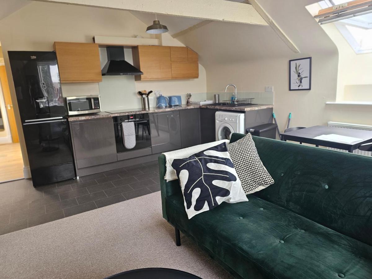 Апартаменти Charming 1-Bed Loft In Caerleon Ньюпорт Екстер'єр фото